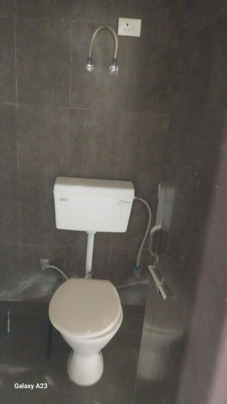 Bathroom, techman-moti-residency 2.5 Bedroom 1158 Sq.Ft. Apartment In Raj Nagar Extension Ghaziabad 10673915