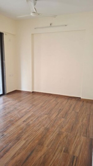 Room in 2 BHK Apartment at Vaastu Sai, Ulwe Sector 16 – for Rent