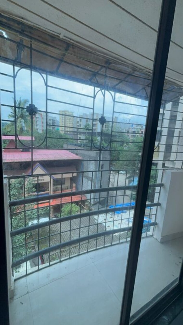 Balcony, suraj-heritage 2 Bedroom 900 Sq.Ft. Apartment In Owale Thane 10673945