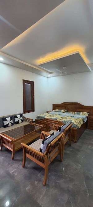 Bedroom in 2 BHK Builder Floor at Vinamra Khand – for Rent