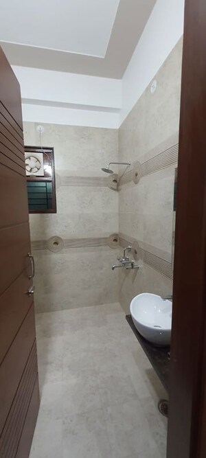Bathroom in 2 BHK Builder Floor at Vinamra Khand – for Rent