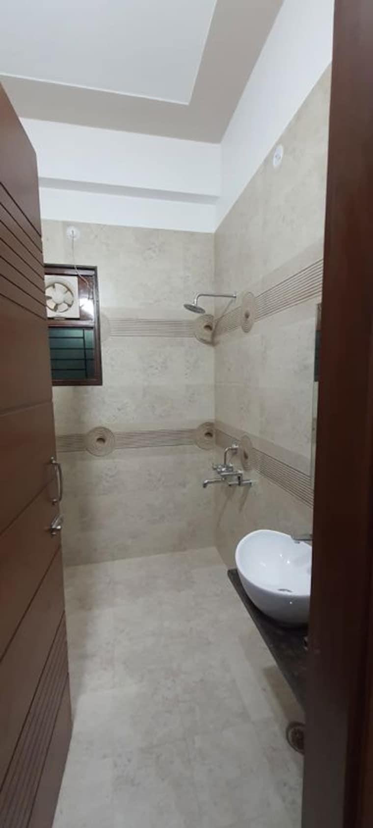 Bathroom, vinamra khand 2 Bedroom 1250 Sq.Ft. Builder Floor In Vinamra Khand Lucknow 10673949