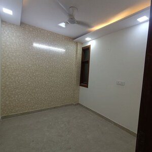 Room in 3 BHK Builder Floor at Govindpuri – for Sale