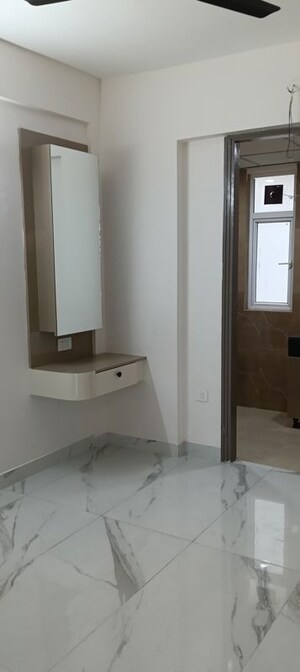Bathroom in 3.5 BHK Builder Floor at Smart World Gems, Sector 89 – for Rent