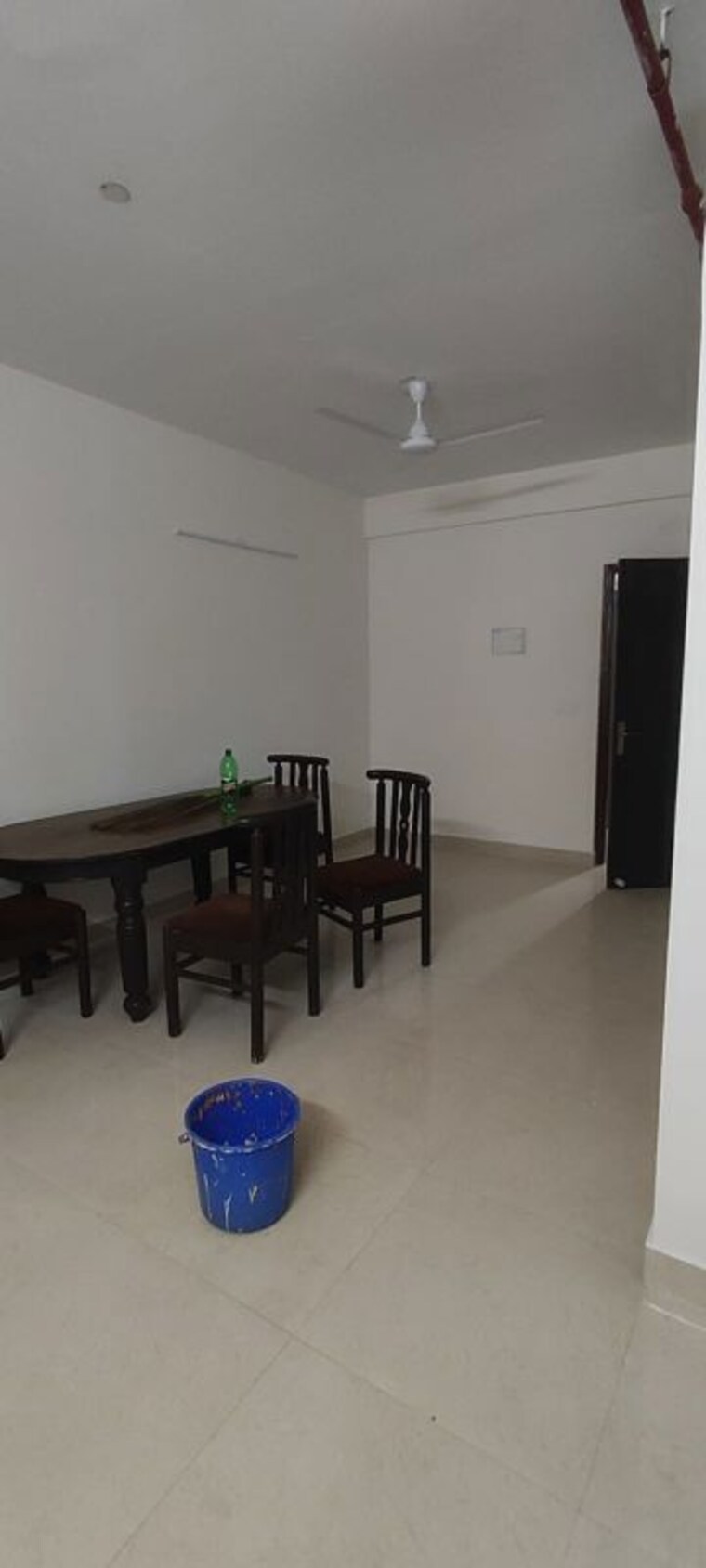 Team Area, signature-global-proxima 2 Bedroom 685 Sq.Ft. Apartment In Sector 89 Gurgaon 10673981