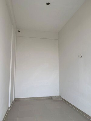 Room in 3 BHK Builder Floor at Housing Board Colony Sector 51, Sector 51 – for Sale