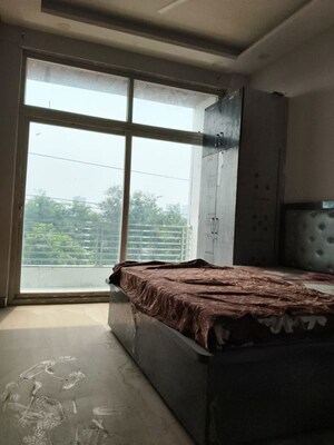 Bedroom in 5 BHK Builder Floor at Vasundhara – for Rent