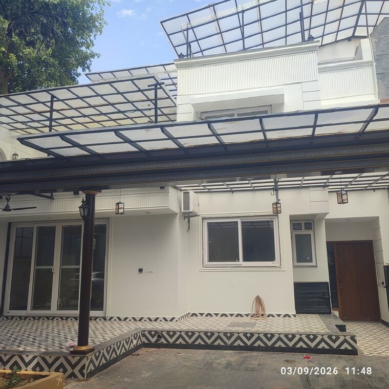 Exterior View, unitech-nirvana-country-aspen-greens 5 Bedroom 4500 Sq.Ft. Villa In Sector 50 Gurgaon 10674061