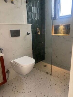 Bathroom in 5 BHK Villa at Unitech Nirvana Country Aspen Greens, Sector 50 – for Rent