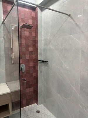 Bathroom in 5 BHK Villa at Unitech Nirvana Country Aspen Greens, Sector 50 – for Rent