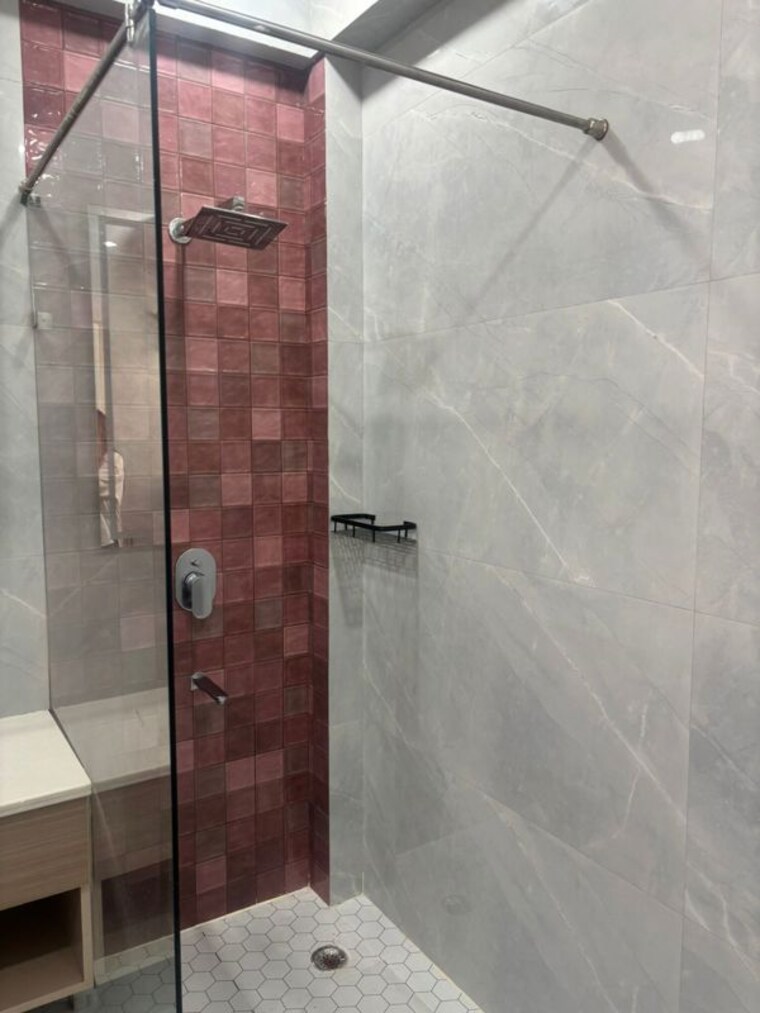 Bathroom, unitech-nirvana-country-aspen-greens 5 Bedroom 4500 Sq.Ft. Villa In Sector 50 Gurgaon 10674061