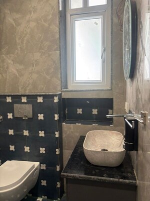Bathroom in 5 BHK Villa at Unitech Nirvana Country Aspen Greens, Sector 50 – for Rent