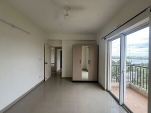 Room in 3 BHK Apartment at DLF Maiden Heights, Jigani – for Rent