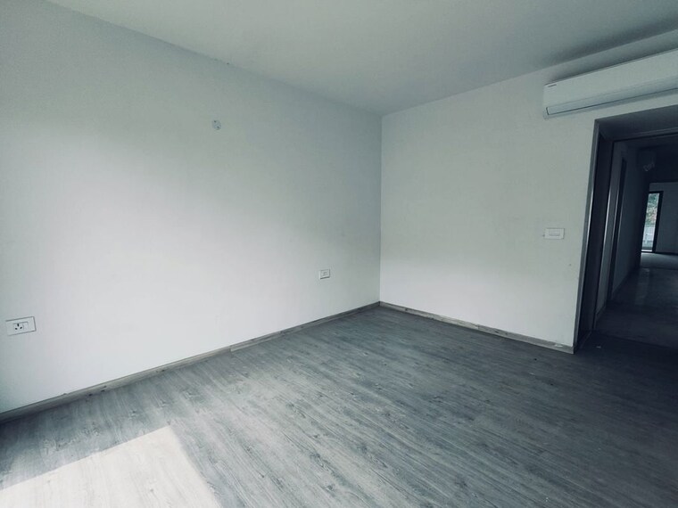 Room, smart-world-orchard 3 Bedroom 1712 Sq.Ft. Apartment In Sector 61 Gurgaon 10674111