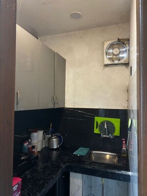 Furnished Amenities in 4 BHK Builder Floor at Sarita Vihar – for Rent