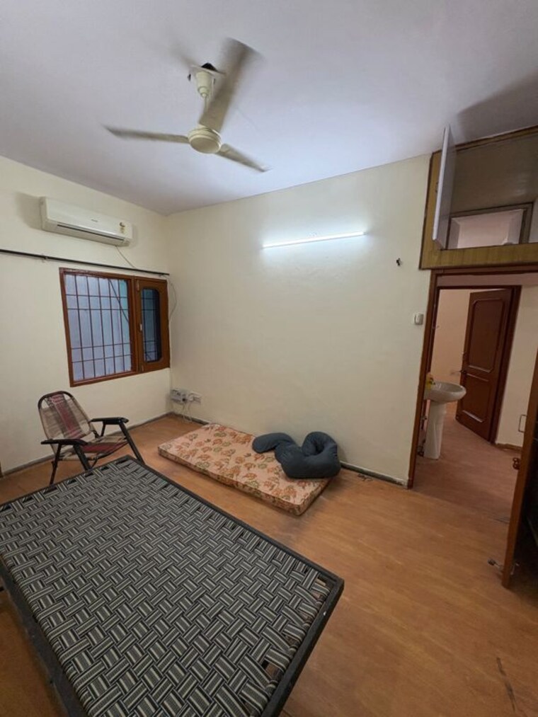 Living Room, sector 61 3 Bedroom 1000 Sq.Ft. Builder Floor In Sector 61 Chandigarh 10674161