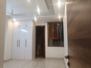 Room in 2 BHK Villa at Sector 48 – for Rent
