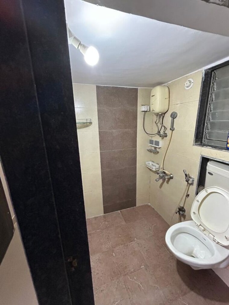 Bathroom, paras-dev-paradise-mira 2 Bedroom 1015 Sq.Ft. Apartment In Mira Road Thane 10674174