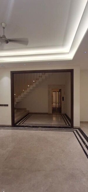 Building Lobby in 5 BHK Builder Floor at Kailash Colony – for Rent