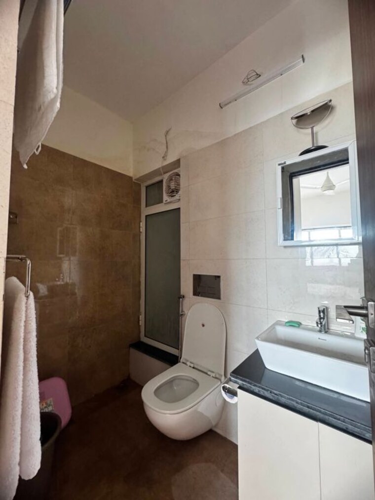 Bathroom, omkar-signet 2 Bedroom 700 Sq.Ft. Apartment In Malad East Mumbai 10674179