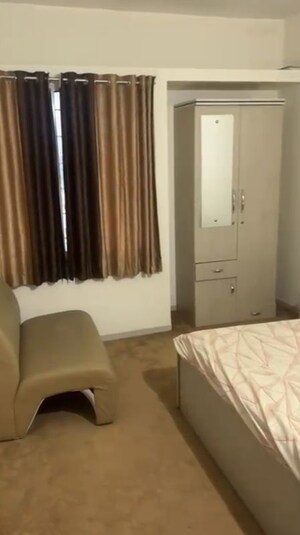 Room in 2.5 BHK Apartment at Kundan The Landmark, Undri – for Sale