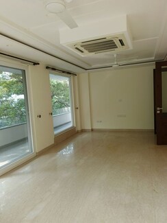 4 BHK +Builder Floor For Rent in Defence Colony