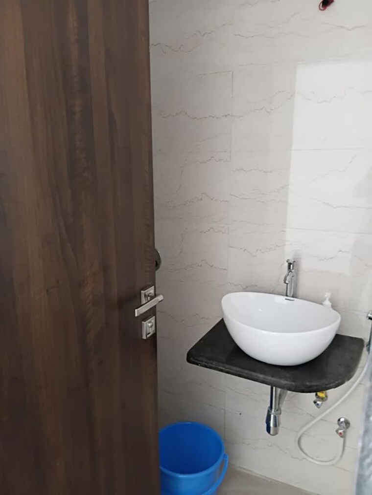 Bathroom, platinum-53-west Commercial Office Space 265 Sq.Ft. In Andheri West Mumbai 10674192