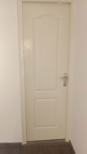 Bathroom in 3 BHK Apartment at Supertech Araville, Sector 79 – for Rent