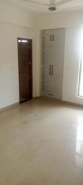 2 BHK 1350 Sq.Ft. Apartment in Parker White Lily