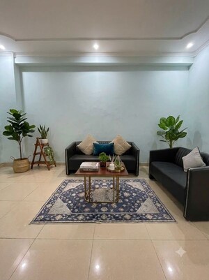 Bedroom in 3 BHK Builder Floor at Sector 42 – for Rent