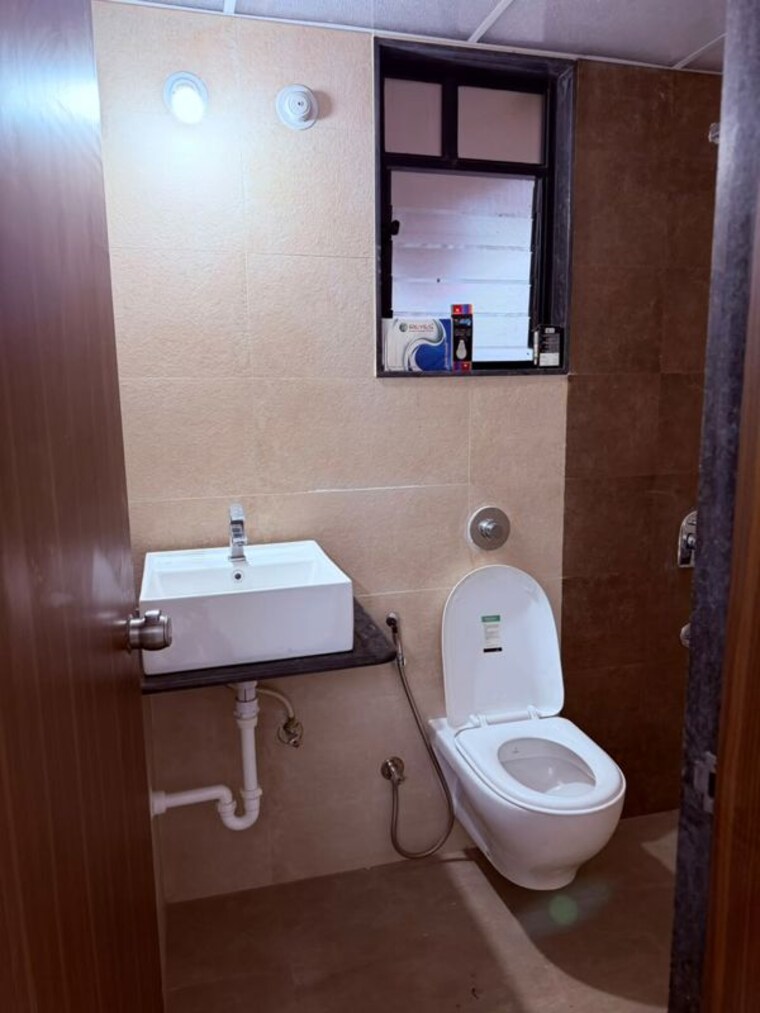 Bathroom, kohinoor-sportsville 2 Bedroom 724 Sq.Ft. Apartment In Hinjewadi Pune 10674241