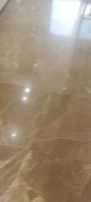 Room in 3 BHK Apartment at Parker White Lily, Sector 8 – for Sale