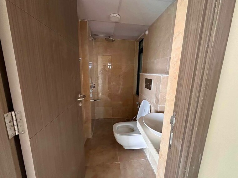 Bathroom, im-applaud-38 1 Bedroom 650 Sq.Ft. Apartment In Goregaon East Mumbai 10674297