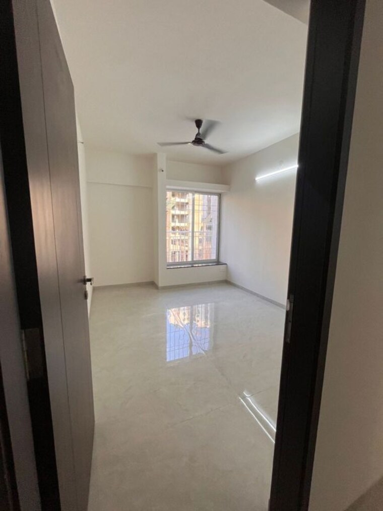 Bathroom, visoka-keystone 2 Bedroom 815 Sq.Ft. Apartment In Tathawade Pune 10674326