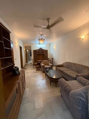 2 BHK Builder Floor For Rent in Chittaranjan Park