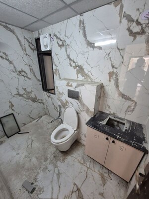 Team Area in 2 BHK Apartment at Panchsheel Greens II, Sector 16 Greater Noida – for Rent