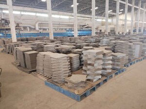 Parking in  Shop at Vijay Nagar – for Sale
