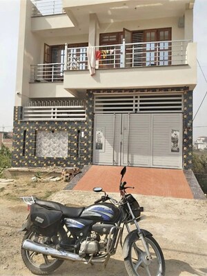 2.5 BHK Independent House For Sale in Gomti Nagar