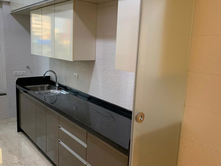 Kitchen, kolte-patil-link-palace 4 Bedroom 1525 Sq.Ft. Apartment In Santacruz West Mumbai 10674391