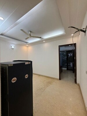 Room in 2 BHK Builder Floor at Kalkaji – for Rent