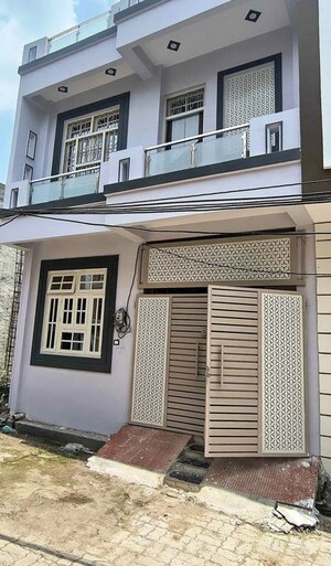 3 BHK Independent House For Sale in Gomti Nagar