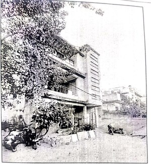  Apartment For Sale in Garh Road