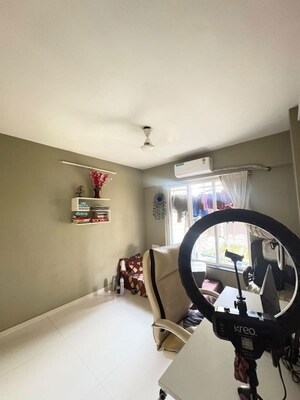 Room in 2 BHK Apartment at Tilak Nagar – for Rent