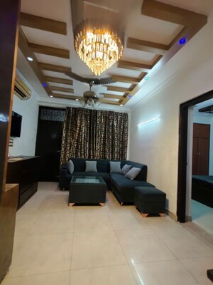 Living Room in 4 BHK Builder Floor at Sector 52 – for Rent