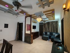4 BHK +Builder Floor For Rent in Sector 52