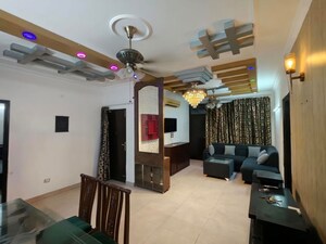 Team Area in 4 BHK Builder Floor at Sector 52 – for Rent