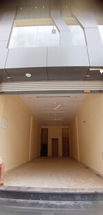 1800 Sq.Ft. Showroom in Raja Park