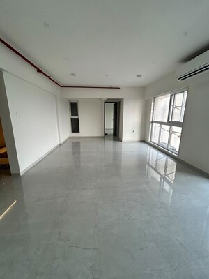 2.5 BHK Apartment For Sale in Embassy Marquis Residences, Malad West