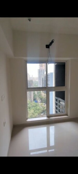 Room in 2 BHK Apartment at L And T Rejuve 360, Mulund West – for Rent