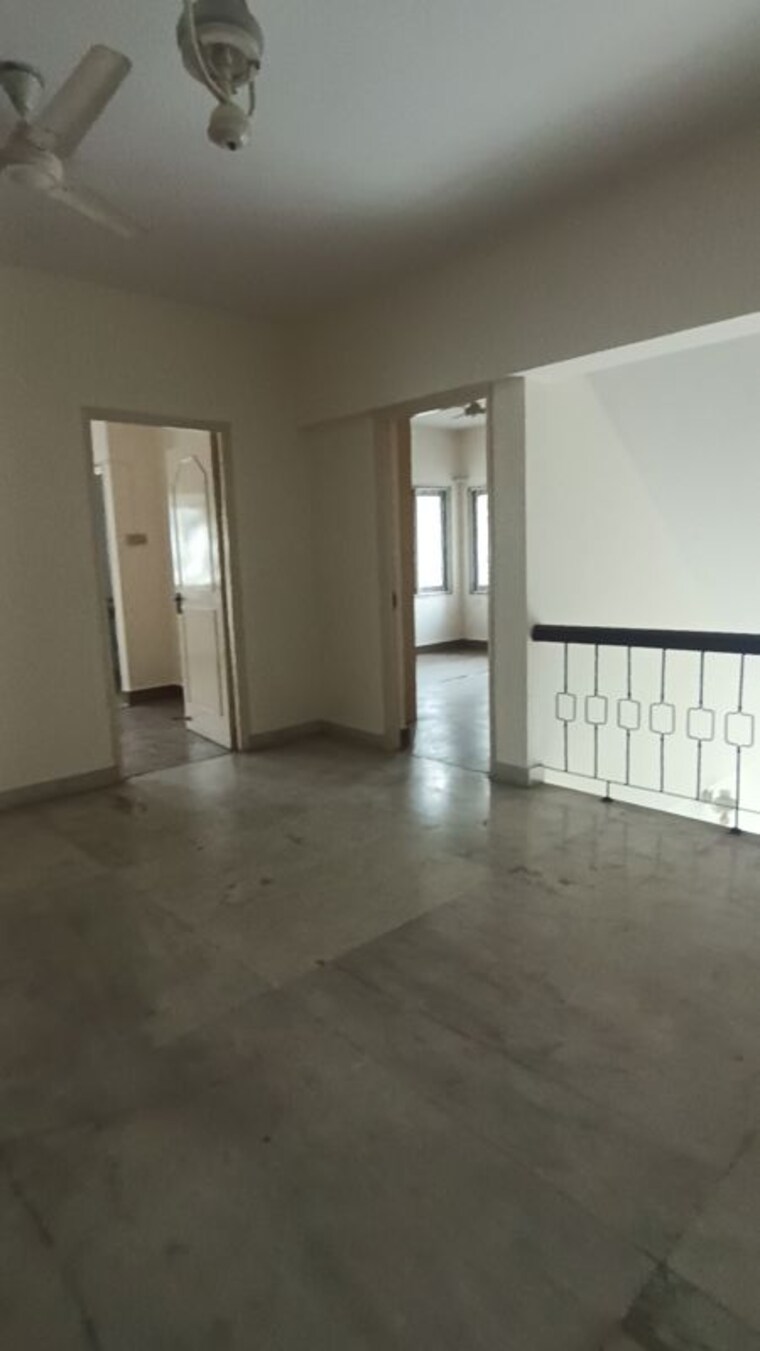 Room, lakshmi-nilayam-indiranagar 3 Bedroom 2400 Sq.Ft. Apartment In Indiranagar Bangalore 10674532